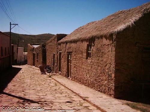 Fachadas de casas de adobe